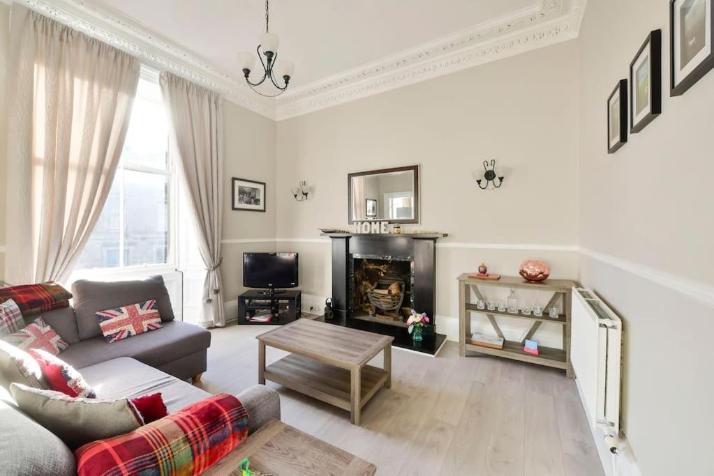 George IV Bridge - Superbly Located 3 Bedroom! Edynburg Zewnętrze zdjęcie
