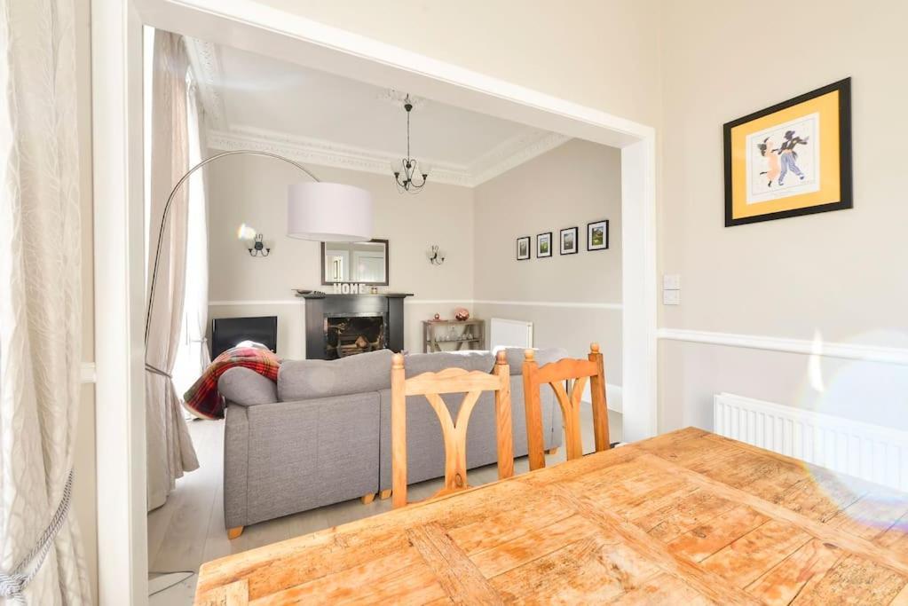 George IV Bridge - Superbly Located 3 Bedroom! Edynburg Zewnętrze zdjęcie